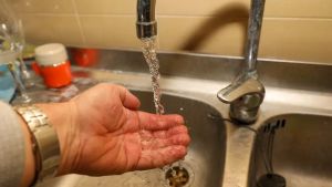 Acqua non potabile nel Bellunese: si allarga l'area critica e aumentano i malori