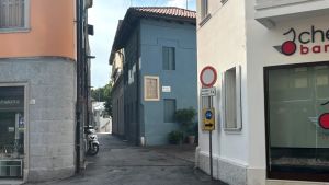 Commerciante e avvocata molestate in pieno centro a Pordenone