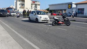 Incidente sulla Statale a Marotta, coinvolti scooter e due auto: disagi alla circolazione
