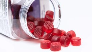 New Scientific Discovery Says You Should Make Your Parents Start Taking a Daily Multivitamin