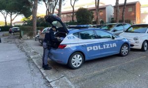 «La sua auto coinvolta nella rapina» - Medico truffato: via soldi e due Rolex