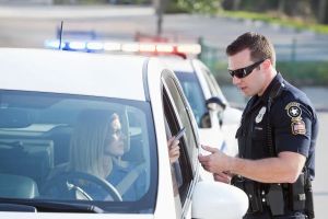 Woman ticketed for driving with phone in her ‘right hand’ has a huge surprise for police officer