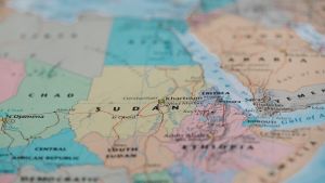 Riyadh’s Sudan Contradiction: Mediator By Day, Arms Broker By Night – OpEd