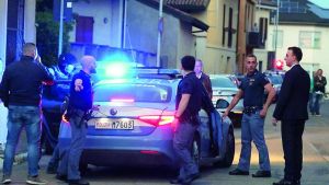 Sparò fucilate verso la casa dei vicini a Vigevano: ora chiede il rito abbreviato
