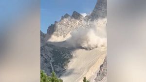 Le immagini della nuova frana sul Pelmo