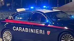Reggio Emilia, rissa tra quattro persone davanti a un bar