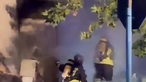 Deposito in fiamme in via Parma a Poviglio
