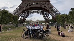 Calolziocorte-Parigi in bici, il viaggio di sei amici dopo la maturità. “Se hai un sogno, inseguilo”