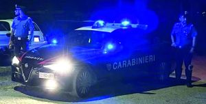 Ferrara, padre e figlia rapinati in casa da una banda di malviventi