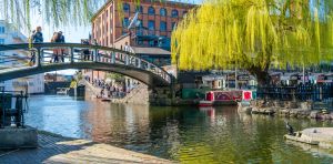 Canals cool down cities during heatwaves – new research
