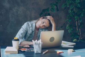 Risquez-vous une surcharge de travail à cause de l’IA?