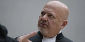 Die Krise um den Chefankläger kam den USA und Israel gerade recht