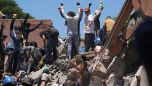 Terremoto di magnitudo 7.4 in Colombia. Bambini sotto le macerie di un ospedale. Si teme l’ecatombe