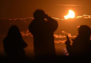 Los otros paletos del eclipse