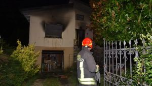 Pieve di Soligo, casa a fuoco. Intossicato l’inquilino