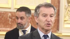 Entre la encrucijada de Vox y el «potaje madrileño»