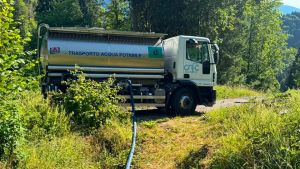 Siccità, in Fvg arriva la stretta: stop alle fontane e niente acqua ai campi da golf: ecco le misure