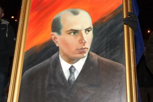 Нарцисс и некрофил: составлен криминологический портрет Степана Бандеры