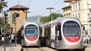 Caldo, Comune Firenze: “I cantieri del tram sono in regime di deroga”