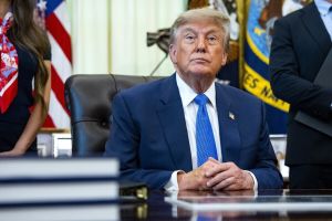 Иран заставил Трампа прятаться в контейнере для еды: верный способ вести переговоры