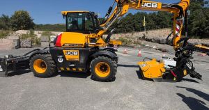 New machine to fix Norfolk potholes revealed, so why are political opponents unhappy?