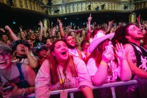How Artists Can Turn Their Online Following Into Sold-Out Shows