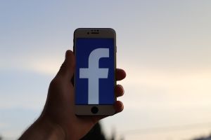 Facebook Down Now? Site Down Tuesday Morning As Users Report Outage Alongside Instagram Disruption