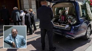Oviedo da su último adiós a José Luis Roca, el catedrático 
