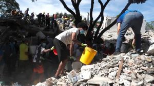 Terremoto in Colombia, quasi 250 morti, il racconto del cooperante: «Scossa fortissima, qui è una tragedia»