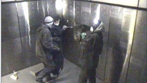 Dieci anni fa la rapina “perfetta” alla Popolare di Novara di Porta Venezia: il tunnel fino al caveau, il blitz, poi la fuga con 10 milioni di euro