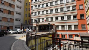 Il padre muore nell’incidente dove era deceduta la figlia vent’anni prima
