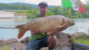 Una carpa da 16,8 chili pescata in Austria: cattura da record per Massimiliano Pissenati