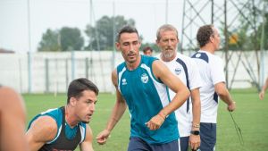 Dopo aver ottenuto il nulla osta da parte del Cjarlins Muzane, contratto depositato il 17 agosto. La punta Aliù in campo oggi a Copparo