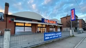 I supermercati restano aperti. Cambio d’insegna per Ecu e Sigma