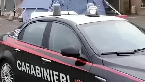 Rubiera, prima il calcio all'auto poi l'aggressione con calci e pugni