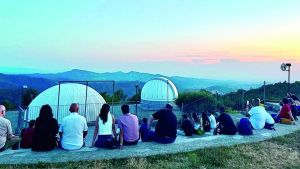 Sold out per eclissi e stelle cadenti: Ca’ del Monte è preso d’assalto