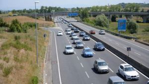 Cede l’asfalto in FiPiLi, scatta la chiusura delle due uscite per Livorno centro