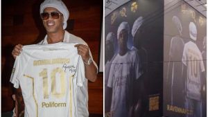 Ronaldinho sfila sul litorale per la presentazione del Ravenna calcio giovedì 20 agosto