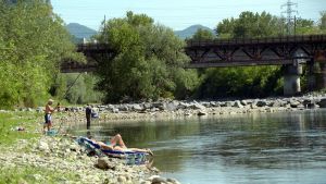 Adda in secca, Brivio aspetta la pioggia: “Pesci in trappola nel fiume prosciugato”