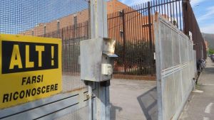 Il padre fa appello e il giudice risponde di sì: “Il detenuto è malato, fuori dal carcere”. Finirà di scontare la pena ai domiciliari