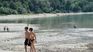 Laghi prosciugati nel Bellunese, Bond: «Subito un piano per gli sghiaiamenti»