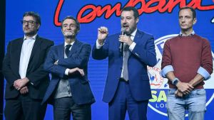 No ai lumbard, la Liga Veneta difende Salvini