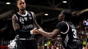 Hackett e Diouf, certezze Virtus. Al raduno saranno i punti fermi