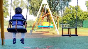 Meno nati e meno giovani sotto i 21 anni: così la crisi demografica taglia le platee dell'Assegno unico in Fvg