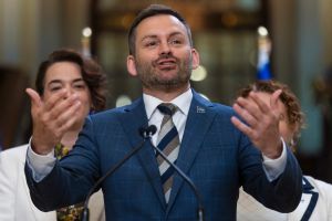Hanes: Anglos should be skeptical of PQ leader's olive branch