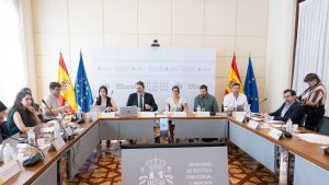 El PP bloquea el debate sobre el reparto de los menores de Ceuta porque quiere antes conocer cuántos son