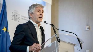 El Gobierno cifra en 5.000 los migrantes que siguen en Ceuta y dice que 