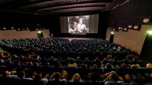 Cinema, estate da record: traino di Spider-Man e Odissea ed è pienone anche ad agosto