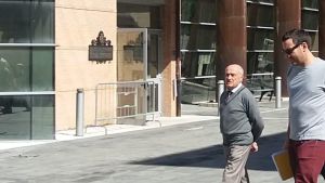 Area dell’ex caserma a uso magazzino