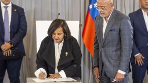 In Venezuela opposizione e governo raggiungono due accordi con il plauso di Washington